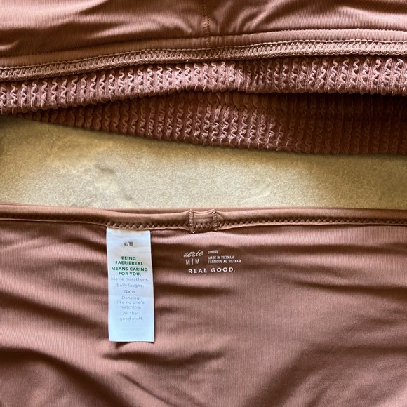 Aerie brown crinkle scoop swim suit - Picture 5 of 6